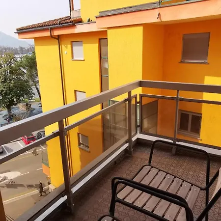 Maggiore Waterfront Retreat - Walking Distance To Everything Muralto