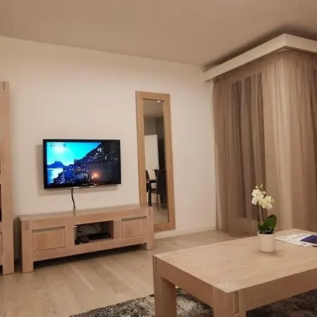 アパート Maggiore Waterfront Retreat - Walking Distance To Everything *