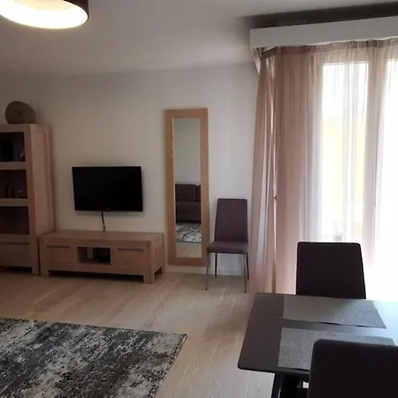 アパート Maggiore Waterfront Retreat - Walking Distance To Everything *