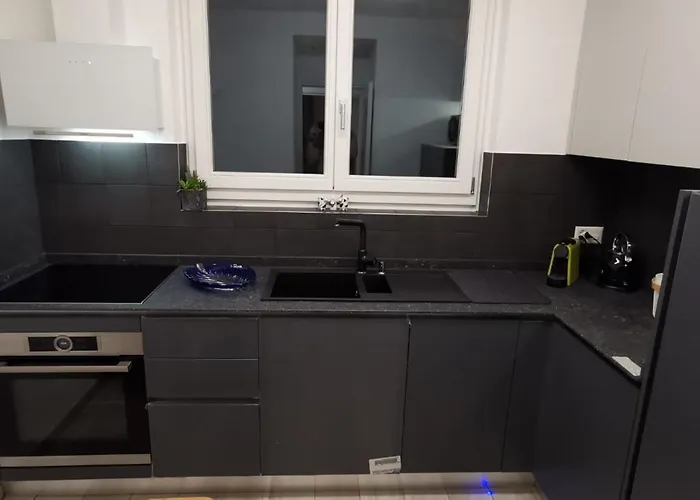 Maggiore Waterfront Retreat - Walking Distance To Everything شقة *