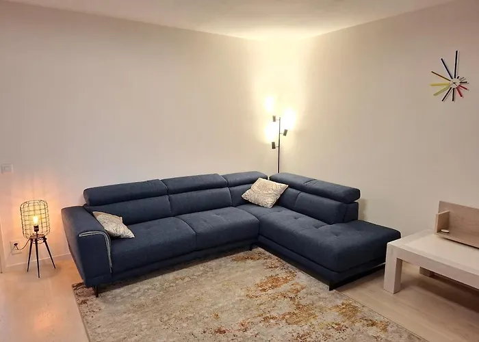 شقة Maggiore Waterfront Retreat - Walking Distance To Everything