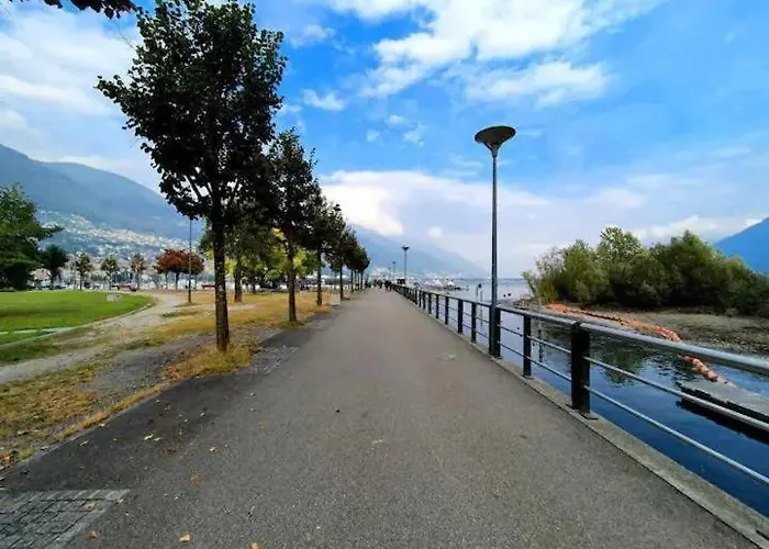 شقة Maggiore Waterfront Retreat - Walking Distance To Everything *