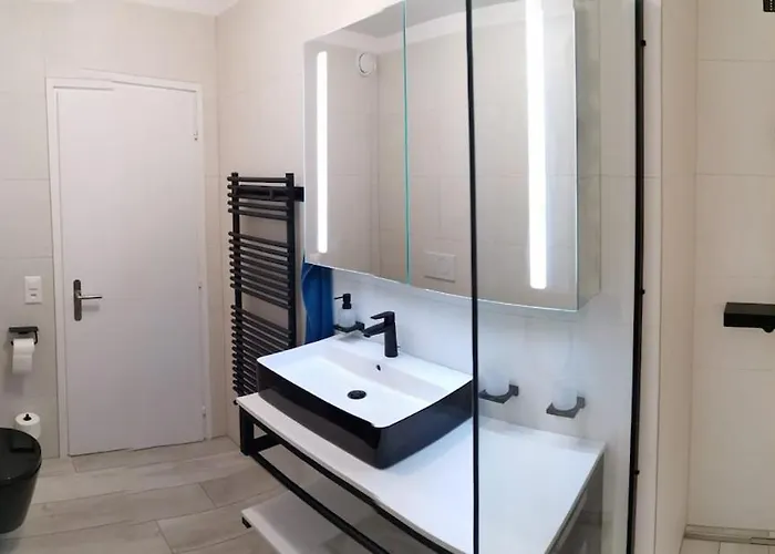 Maggiore Waterfront Retreat - Walking Distance To Everything Apartament Muralto